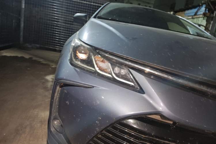 Used Toyota Corolla 2021 Dual-Motor 1.8L E-CVT Elite Edition Right Front Headlight