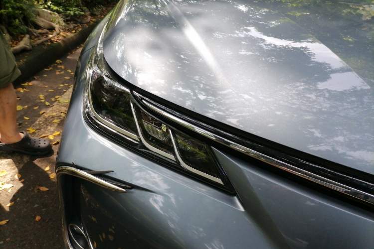 Used Toyota Corolla 2021 Dual-Engine 1.8L E-CVT Pioneer Edition Right Front Headlight