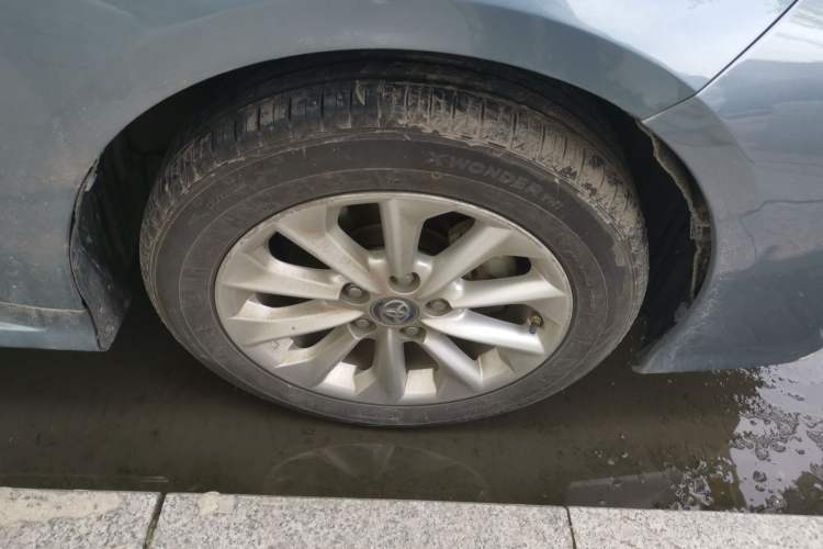 Used Toyota Corolla 2021 Dual-Motor 1.8L E-CVT Elite Edition Right Front Wheel Hub