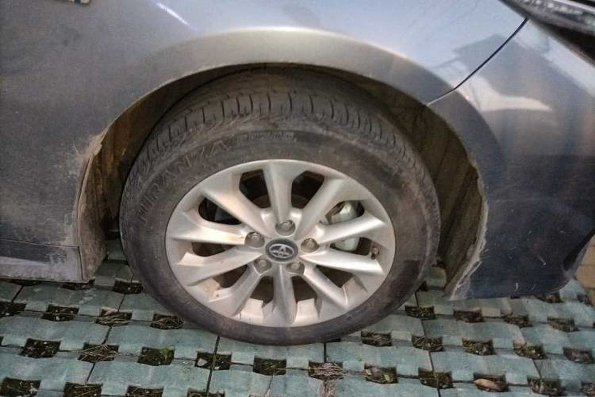 Used Toyota Corolla 2021 Dual-Motor 1.8L E-CVT Elite Edition Right Front Wheel Hub