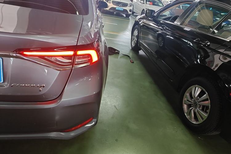 Used Toyota Corolla 2021 Dual-Motor 1.8L E-CVT Elite Edition Right Rear Taillight
