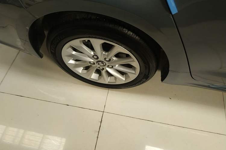 Used Toyota Corolla 2021 Dual-Motor 1.8L E-CVT Elite Edition Right Rear Wheel Hub
