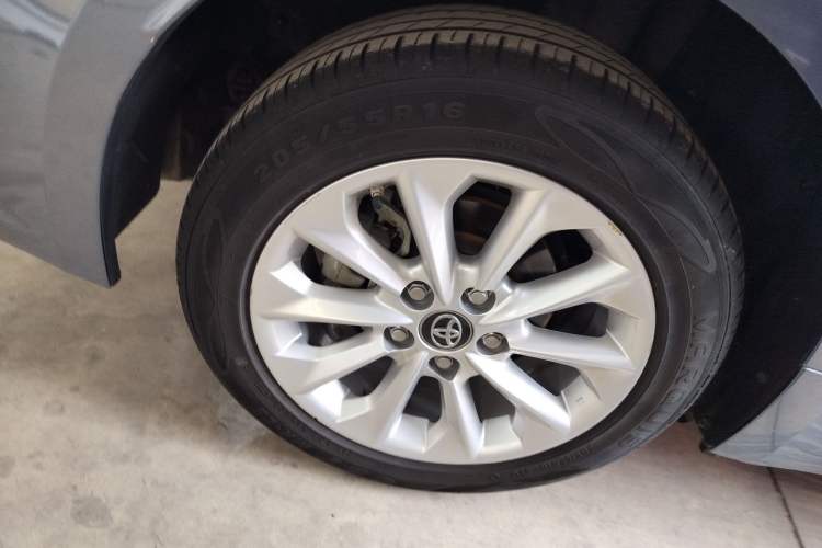 Used Toyota Corolla 2021 Dual-Motor 1.8L E-CVT Elite Edition Right Rear Wheel Hub
