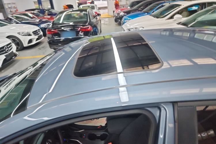 Used Toyota Corolla 2021 Dual-Motor 1.8L E-CVT Elite Edition Roof