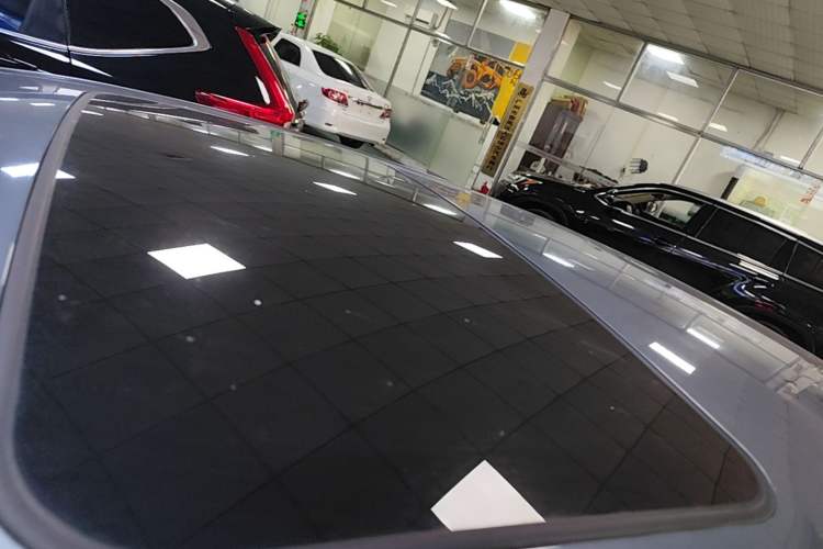 Used Toyota Corolla 2021 Dual-Motor 1.8L E-CVT Elite Edition Roof