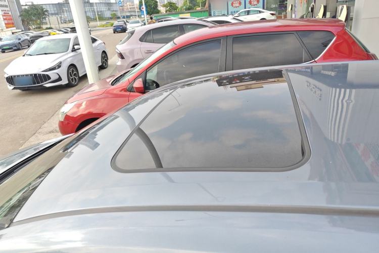 Used Toyota Corolla 2021 Dual-Motor 1.8L E-CVT Elite Edition Roof