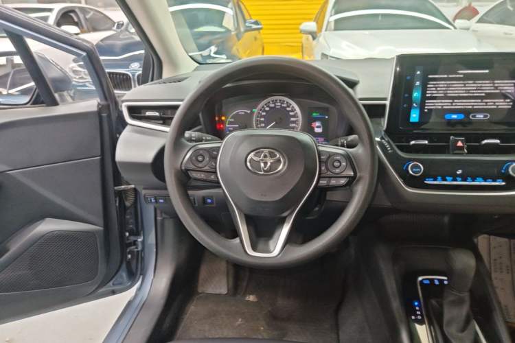 Used Toyota Corolla 2021 Dual-Motor 1.8L E-CVT Elite Edition Steering Wheel