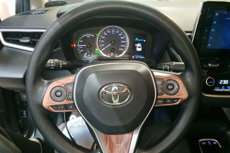 Used Toyota Corolla 2021 Dual-Motor 1.8L E-CVT Elite Edition Steering Wheel