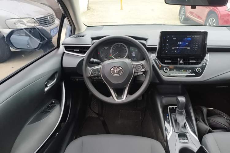 Used Toyota Corolla 2021 Dual-Motor 1.8L E-CVT Elite Edition Steering Wheel