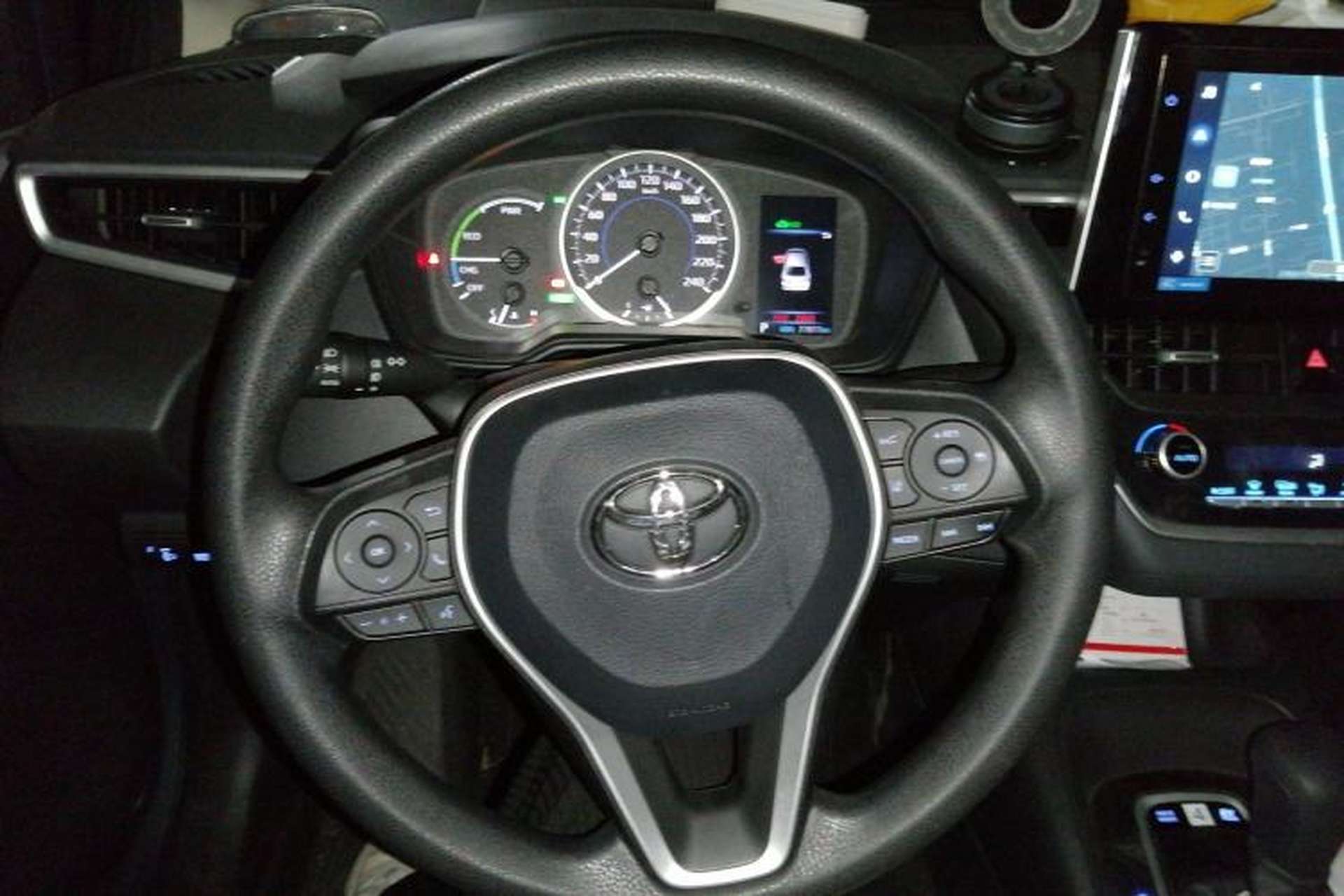 Used Toyota Corolla 2021 Dual-Motor 1.8L E-CVT Elite Edition Steering Wheel