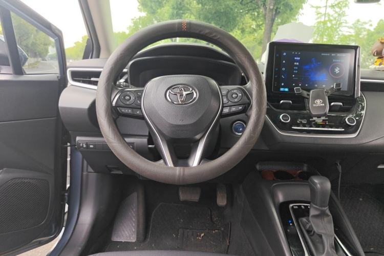 Used Toyota Corolla 2021 Dual-Motor 1.8L E-CVT Elite Edition Steering Wheel