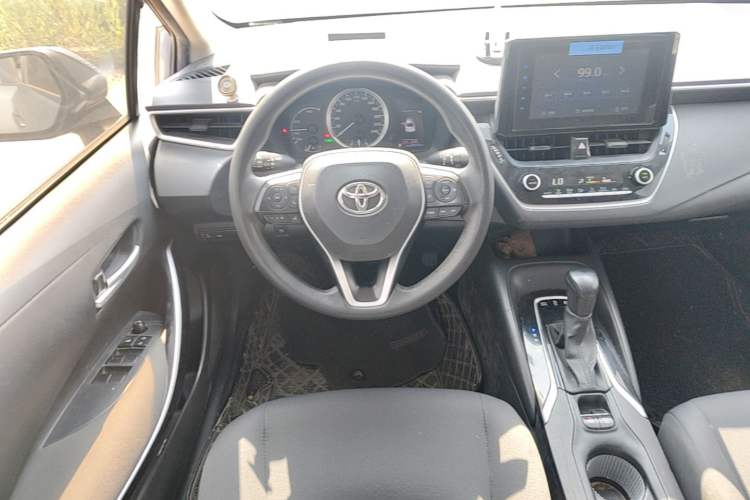 Used Toyota Corolla 2021 Dual-Engine 1.8L E-CVT Pioneer Edition Steering Wheel