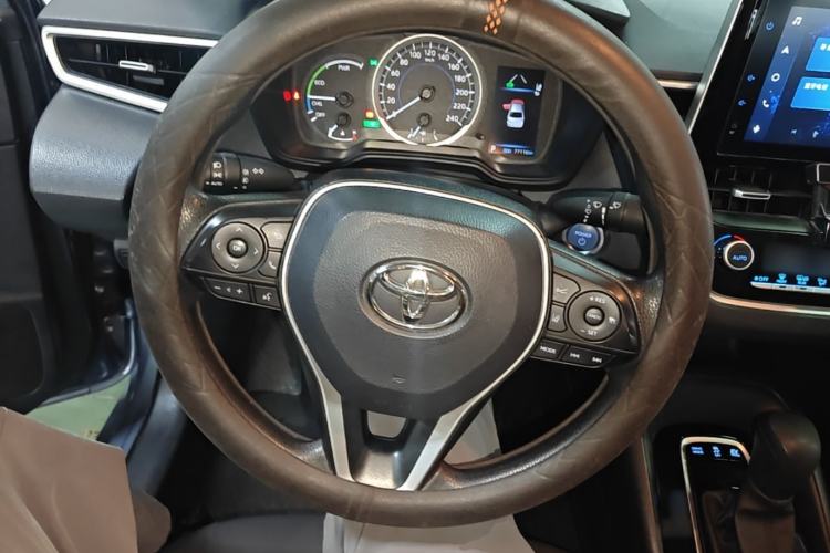 Used Toyota Corolla 2021 Dual-Motor 1.8L E-CVT Elite Edition Steering Wheel