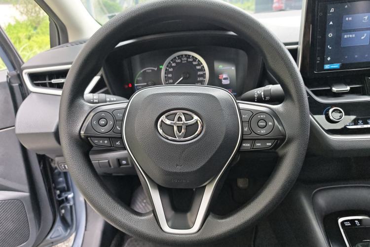 Used Toyota Corolla 2021 Dual-Motor 1.8L E-CVT Elite Edition Steering Wheel