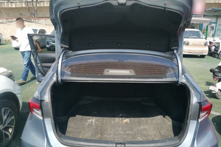 Used Toyota Corolla 2021 Dual-Motor 1.8L E-CVT Elite Edition Trunk
