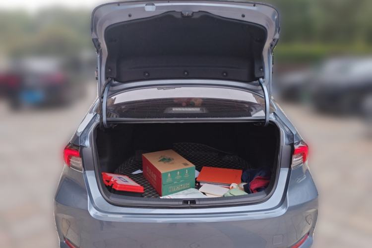 Used Toyota Corolla 2021 Dual-Motor 1.8L E-CVT Elite Edition Trunk