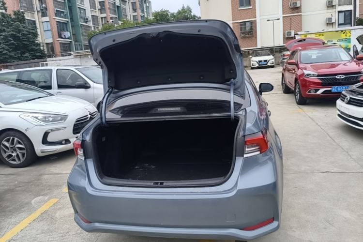 Used Toyota Corolla 2021 Dual-Motor 1.8L E-CVT Elite Edition Trunk