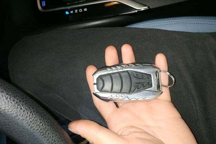 Used Toyota Corolla 2021 Dual-Motor 1.8L E-CVT Elite Edition Vehicle Key