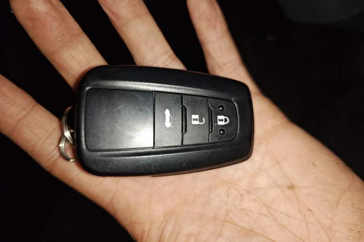 Used Toyota Corolla 2021 Dual-Motor 1.8L E-CVT Elite Edition Vehicle Key