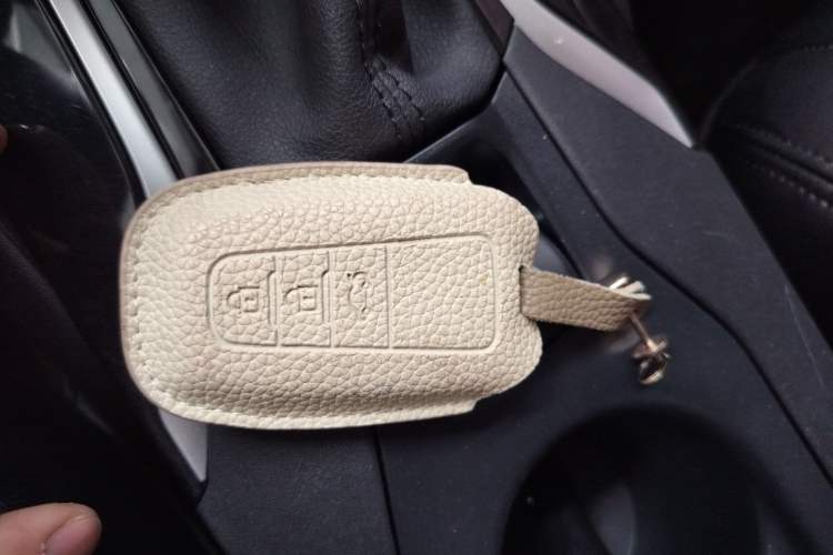 Used Toyota Corolla 2021 Dual-Motor 1.8L E-CVT Elite Edition Vehicle Key