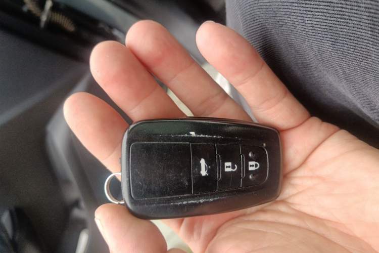 Used Toyota Corolla 2021 Dual-Motor 1.8L E-CVT Elite Edition Vehicle Key