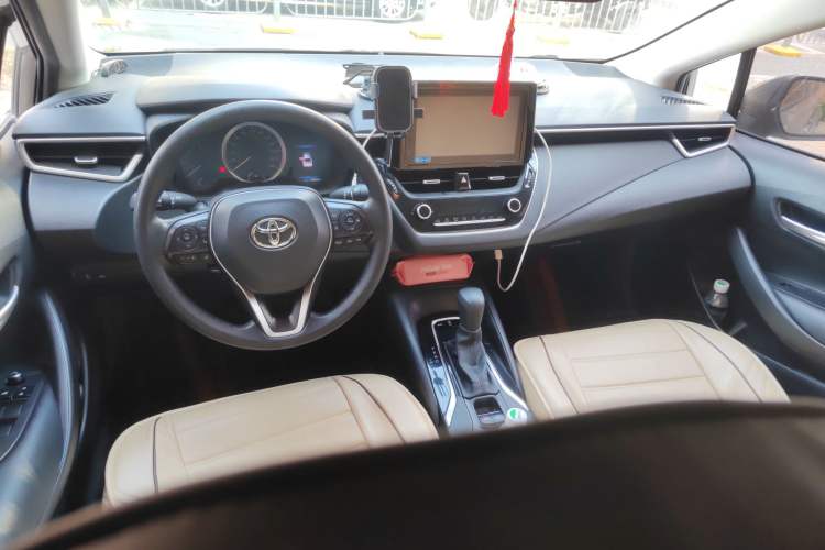 Used Toyota Corolla 2021 TNGA 1.5L CVT Elite Edition Center Console