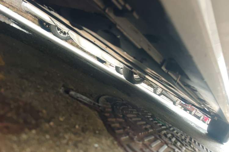 Used Toyota Corolla 2021 Dual-Motor 1.8L E-CVT Elite Edition Chassis Front Left