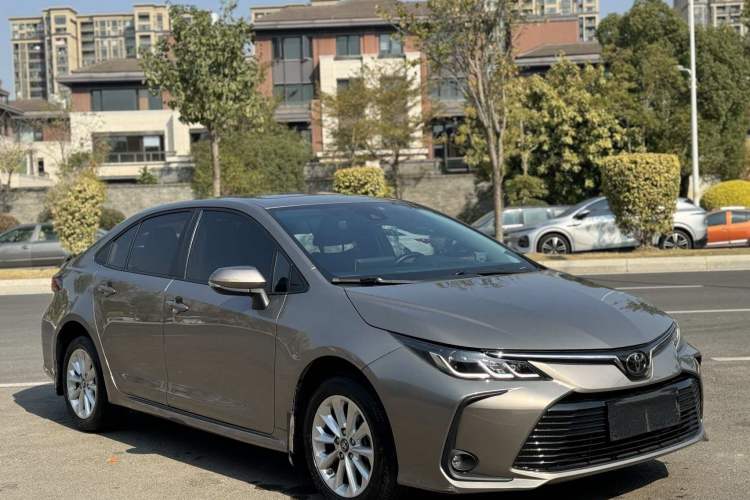 Used Toyota Corolla 2021 1.2T S-CVT Elite PLUS Edition Front Right 45 Deg
