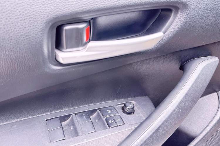 Used Toyota Corolla 2021 1.2T S-CVT Pioneer Edition Interior 5