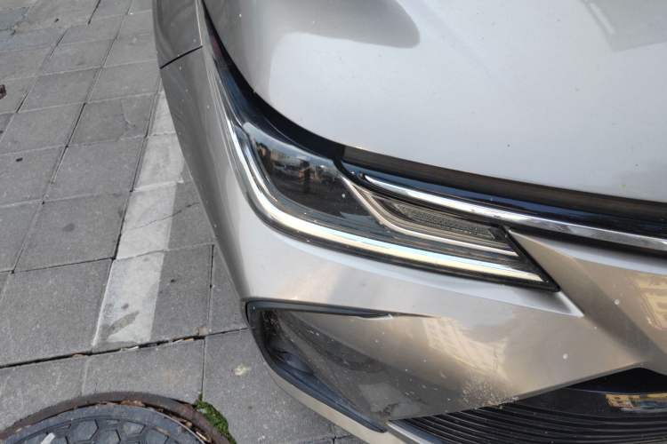 Used Toyota Corolla 2021 TNGA 1.5L CVT Elite Edition Right Front Headlight