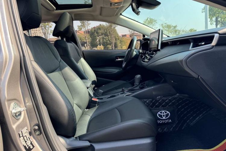 Used Toyota Corolla 2021 1.2T S-CVT Elite PLUS Edition Right Front Seat