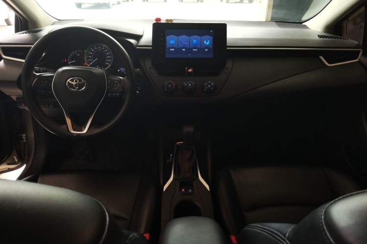Used Toyota Corolla 2021 1.2T S-CVT Pioneer PLUS Edition Center Console