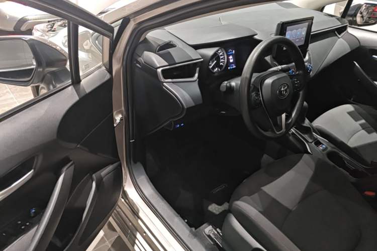 Used Toyota Corolla 2021 TNGA 1.5L CVT Pioneer Edition Driver Seat