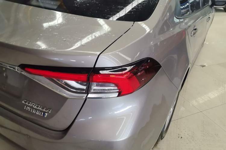 Used Toyota Corolla 2021 Dual-Engine 1.8L E-CVT Pioneer Edition Exterior 1