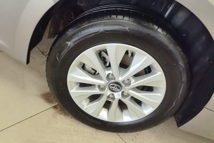 Used Toyota Corolla 2021 Dual-Engine 1.8L E-CVT Pioneer Edition Exterior 3
