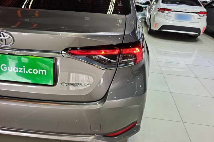 Used Toyota Corolla 2021 TNGA 1.5L CVT Elite Edition Exterior 6