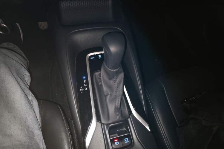 Used Toyota Corolla 2021 1.2T S-CVT Pioneer Edition Gear Lever