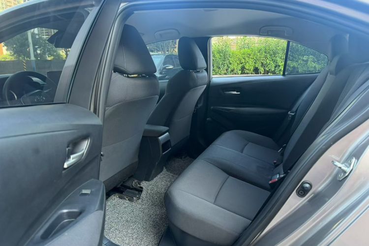 Used Toyota Corolla 2021 Dual-Engine 1.8L E-CVT Pioneer Edition Interior 3