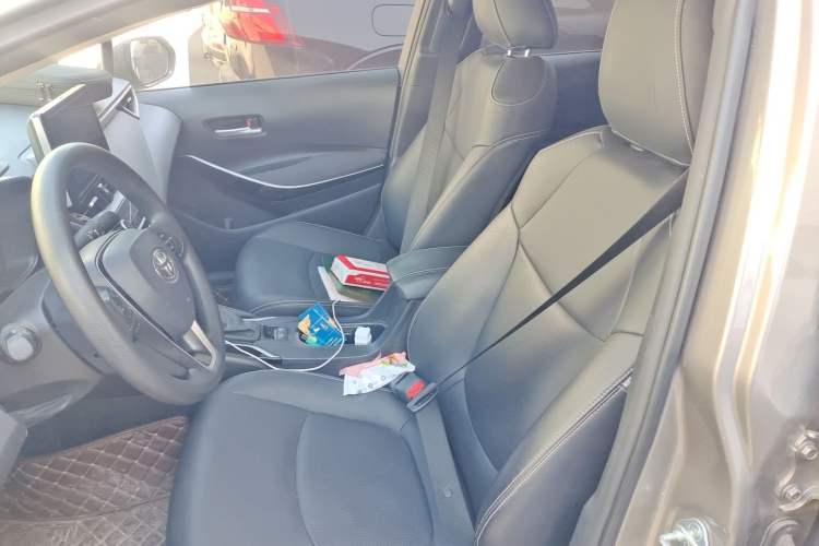 Used Toyota Corolla 2021 Dual-Motor 1.8L E-CVT Elite Edition Left Front Seat