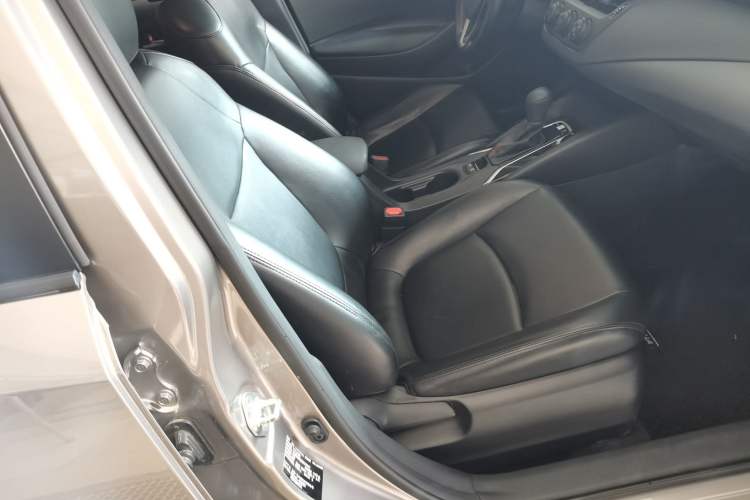 Used Toyota Corolla 2021 1.2T S-CVT Pioneer PLUS Edition Right Front Seat