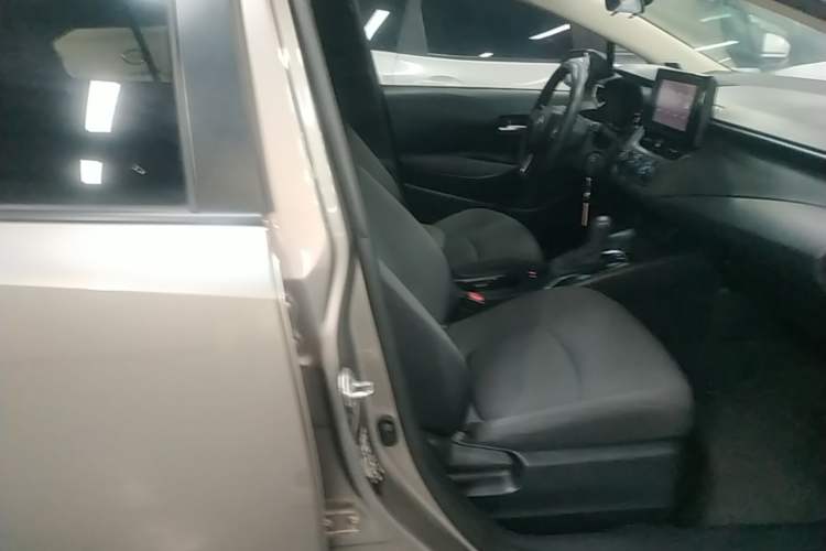 Used Toyota Corolla 2021 1.2T S-CVT Pioneer Edition Right Front Seat