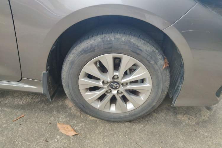 Used Toyota Corolla 2021 1.2T S-CVT Pioneer PLUS Edition Right Front Wheel Hub