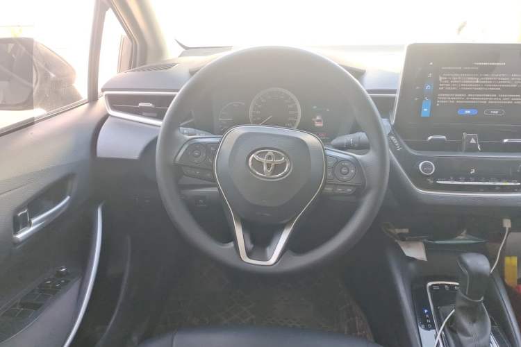 Used Toyota Corolla 2021 Dual-Motor 1.8L E-CVT Elite Edition Steering Wheel