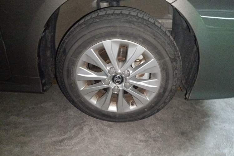 Used Toyota Corolla 2021 1.2T S-CVT Pioneer PLUS Edition Right Front Wheel Hub