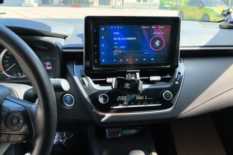 Used Toyota Corolla 2021 Dual-Motor 1.8L E-CVT Elite Edition Audio And AC Panel