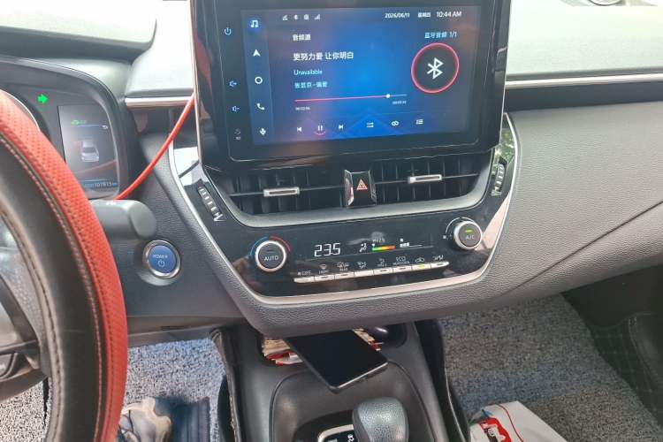 Used Toyota Corolla 2021 Dual-Motor 1.8L E-CVT Elite Edition Audio And AC Panel