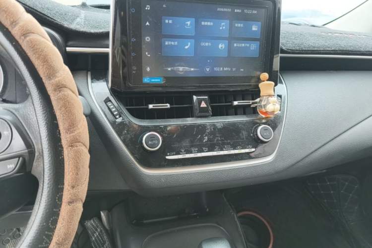 Used Toyota Corolla 2021 Dual-Motor 1.8L E-CVT Elite Edition Audio And AC Panel