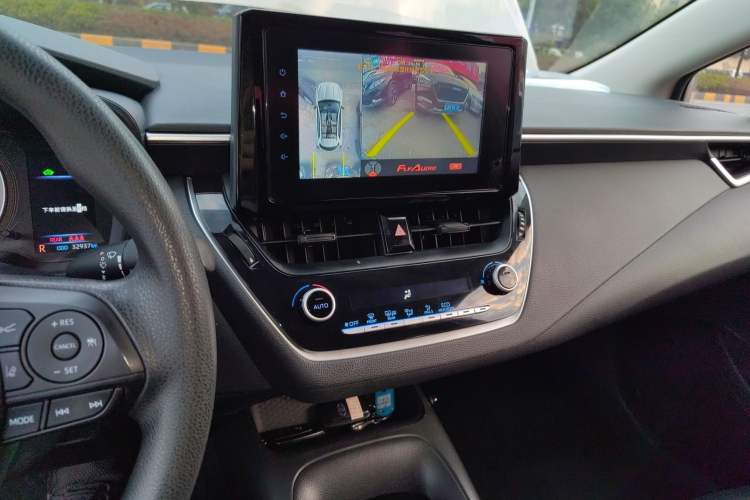 Used Toyota Corolla 2021 Dual-Engine 1.8L E-CVT Pioneer Edition Audio And AC Panel