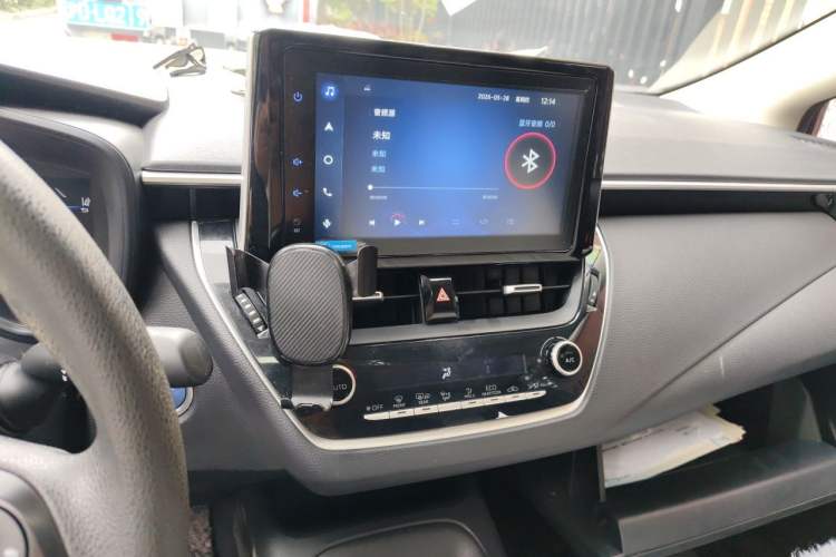 Used Toyota Corolla 2021 Dual-Motor 1.8L E-CVT Elite Edition Audio And AC Panel