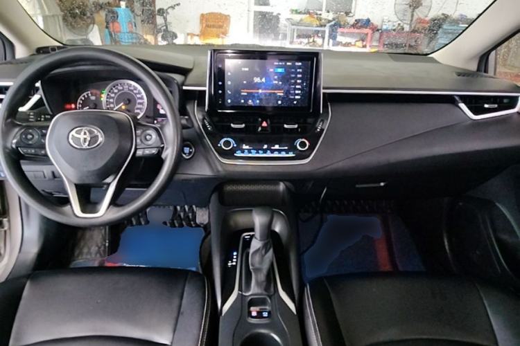 Used Toyota Corolla 2021 1.2T S-CVT Elite Edition Center Console